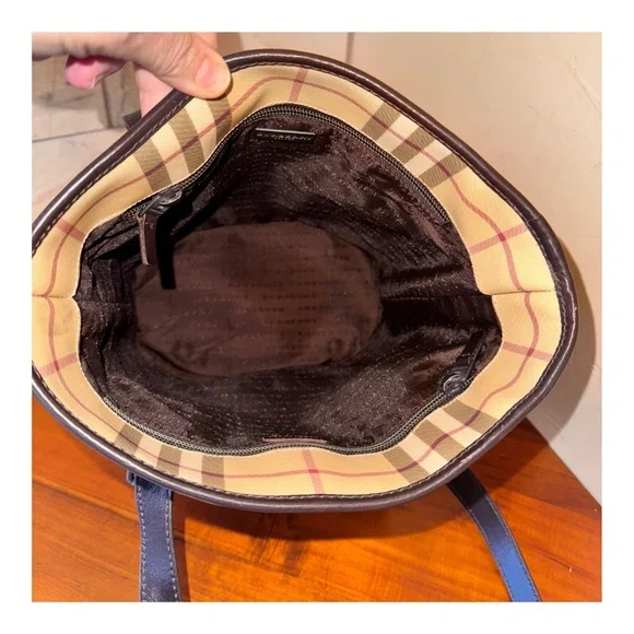 ❤️BEAUTIFUL❤️Burberry Bucket Bag - Picture 11 of 13